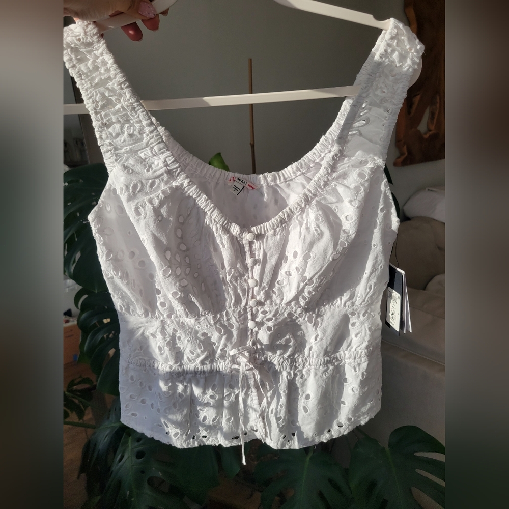 🌷Guess White Eyelet Tie-Front Top